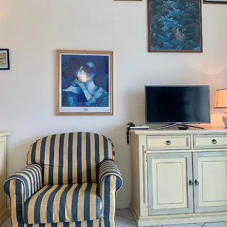 Apartmanhotel Casa Sul Mare- House On The Sea- Versilia *