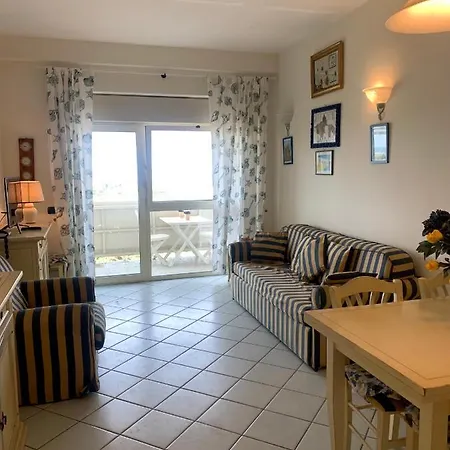 Casa Sul Mare- House On The Sea- Versilia شقة فندقية مارينا دي بييتراسانْت